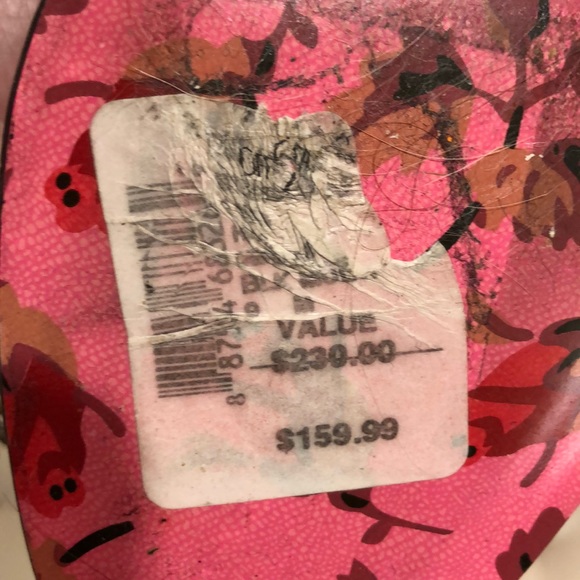 Betsy Johnson peep toe pumps in patent size 9 - Picture 4 of 8